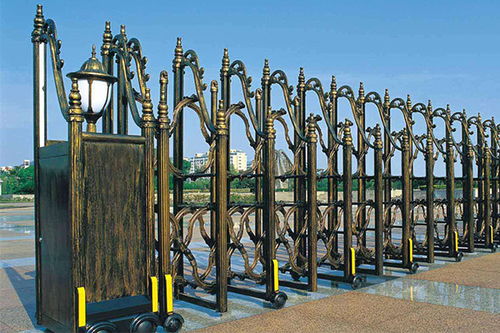 濟(jì)寧電動伸縮門 立新20年只做好門 電動伸縮門大概多少錢